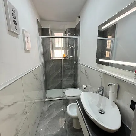 Bellavita House 2br With Private Parking In Apartamento Roma