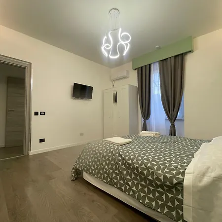 Bellavita House 2br With Private Parking In Roma